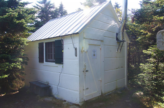 caretaker cabin near stratton mountain on the long trail and appalachian trail